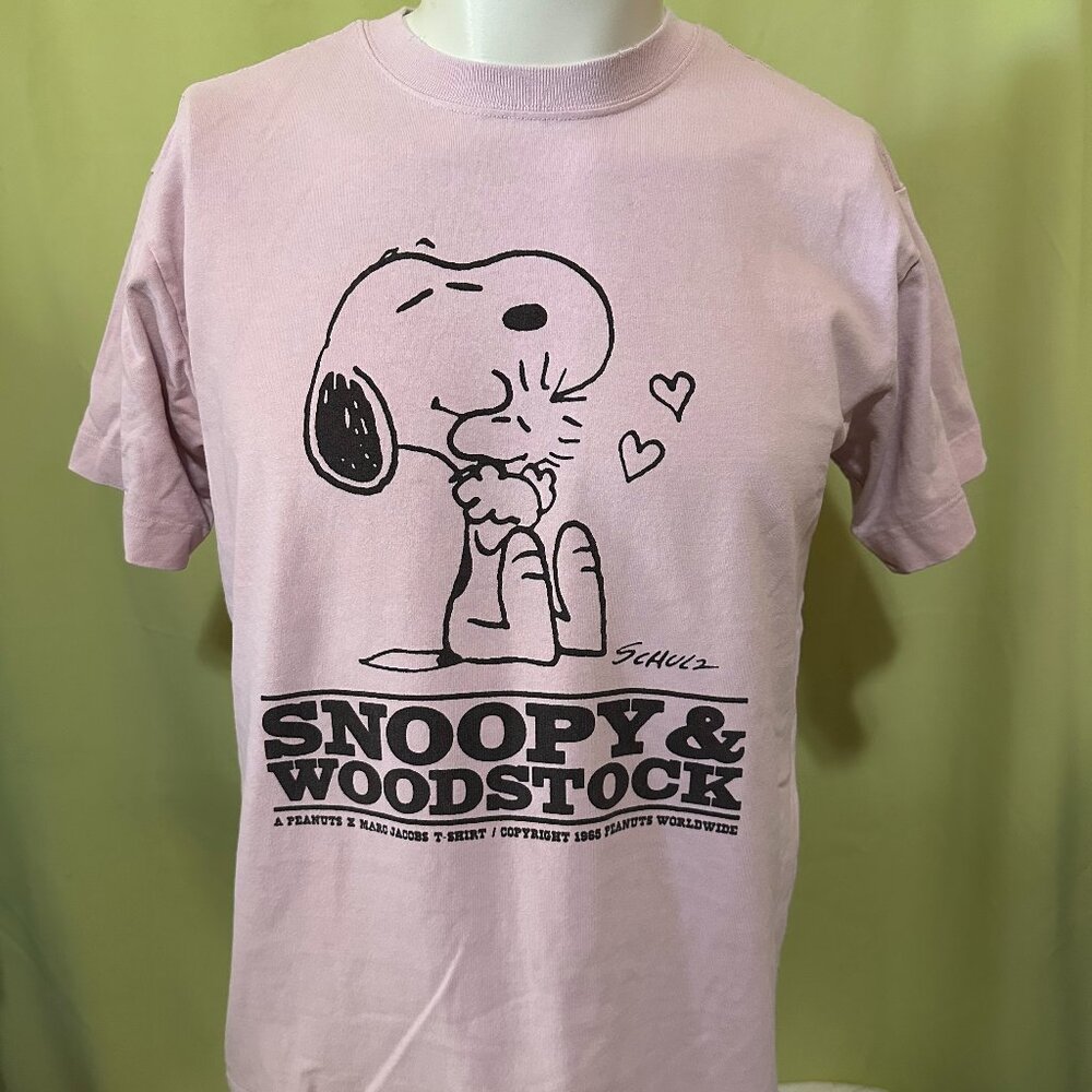 Peanuts Charlie Brown Snoopy Woodstock Marc Jacobs Men's Pink T Shirt Small